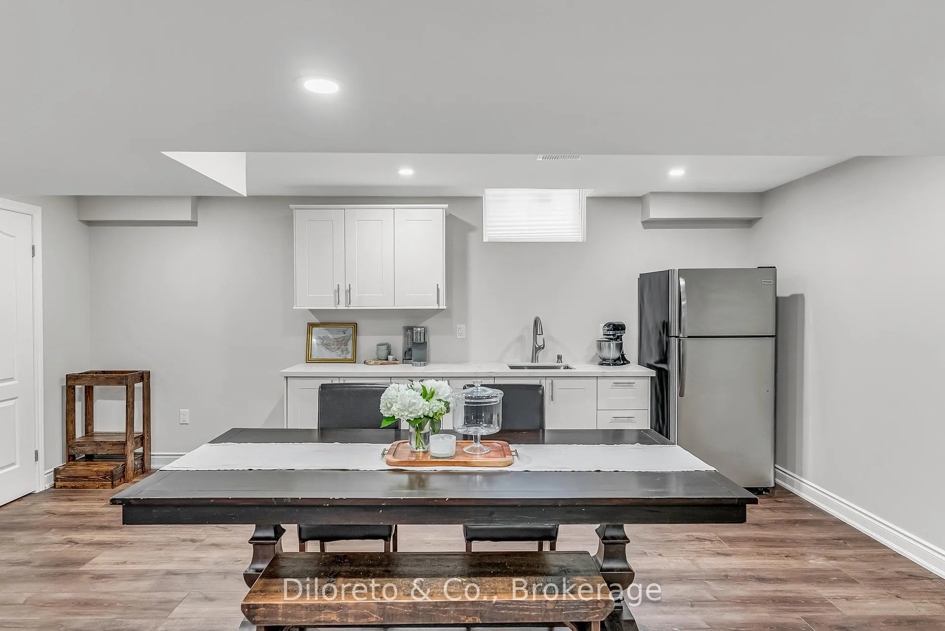 Photo 42 of 28 Michelangelo Lane, Hamilton, Carpenter — HOMEH