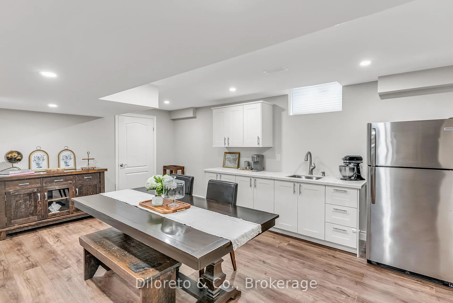 Photo 43 of 28 Michelangelo Lane, Hamilton, Carpenter — HOMEH