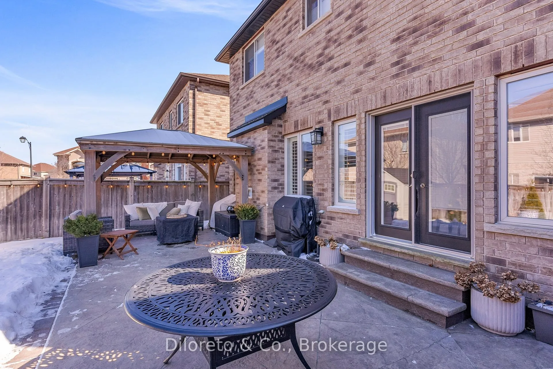 Photo 45 of 28 Michelangelo Lane, Hamilton, Carpenter — HOMEH