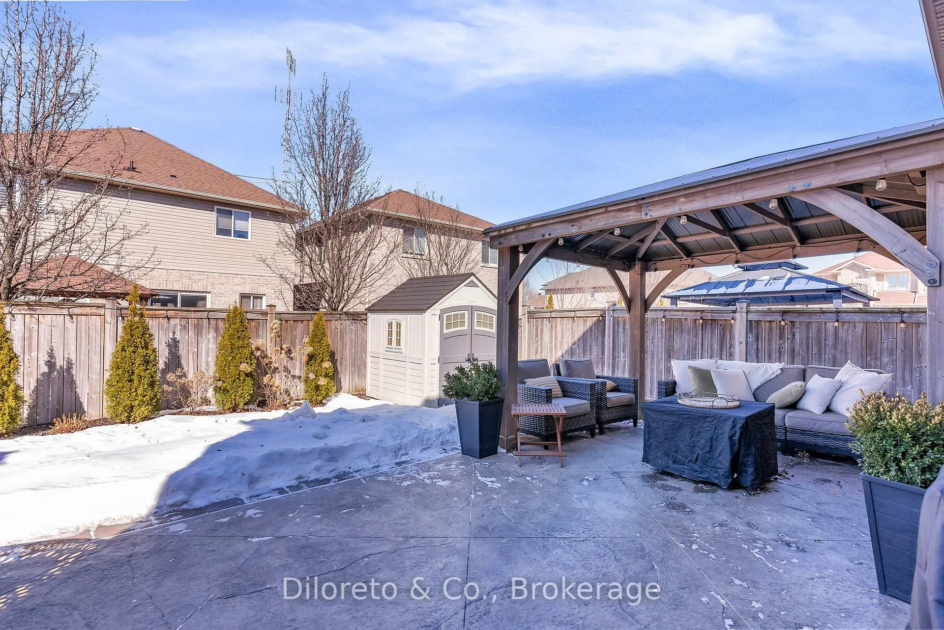 Photo 46 of 28 Michelangelo Lane, Hamilton, Carpenter — HOMEH