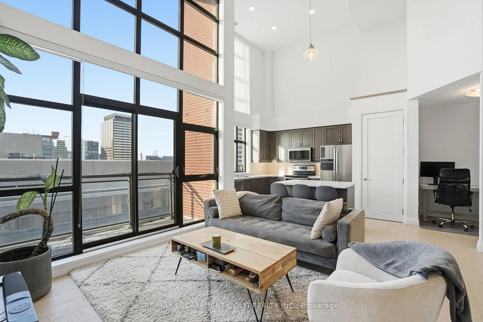 Photo 6 of Unit LPH7, 112 King Street, Hamilton, Beasley — HOMEH