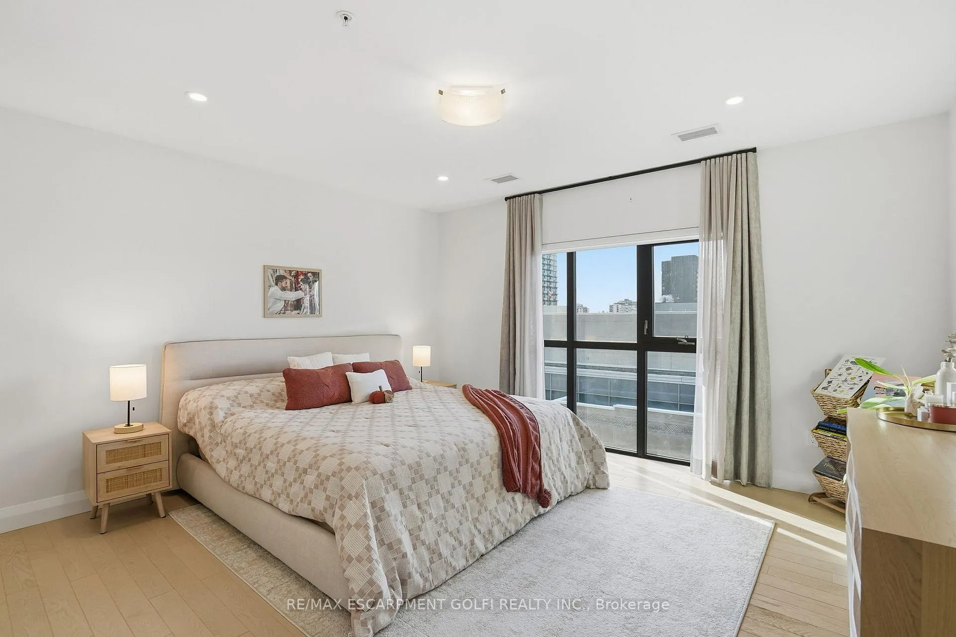 Photo 20 of Unit LPH7, 112 King Street, Hamilton, Beasley — HOMEH