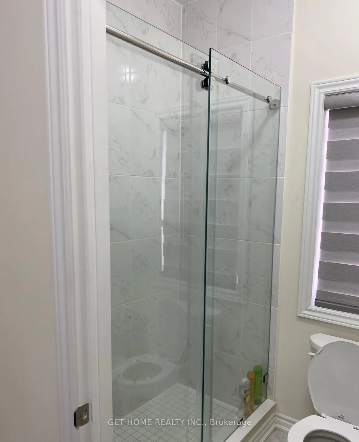 Photo 12 of 5 Aldenham Street, Brampton, Credit Valley — HOMEH