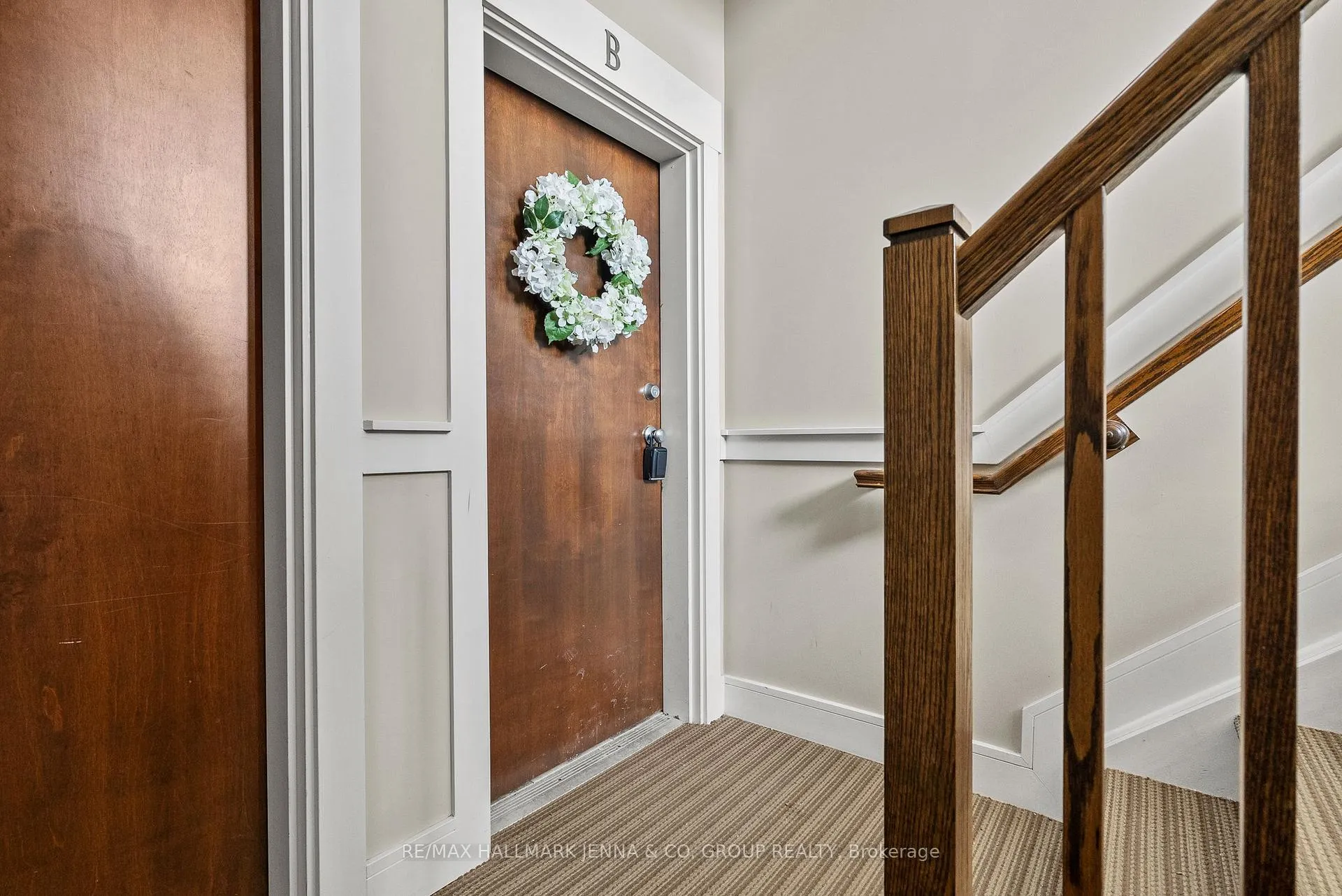 Photo 3 of Unit B, 1065 Beryl Private, Ottawa, Riverside South/Gloucester Glen — HOMEH