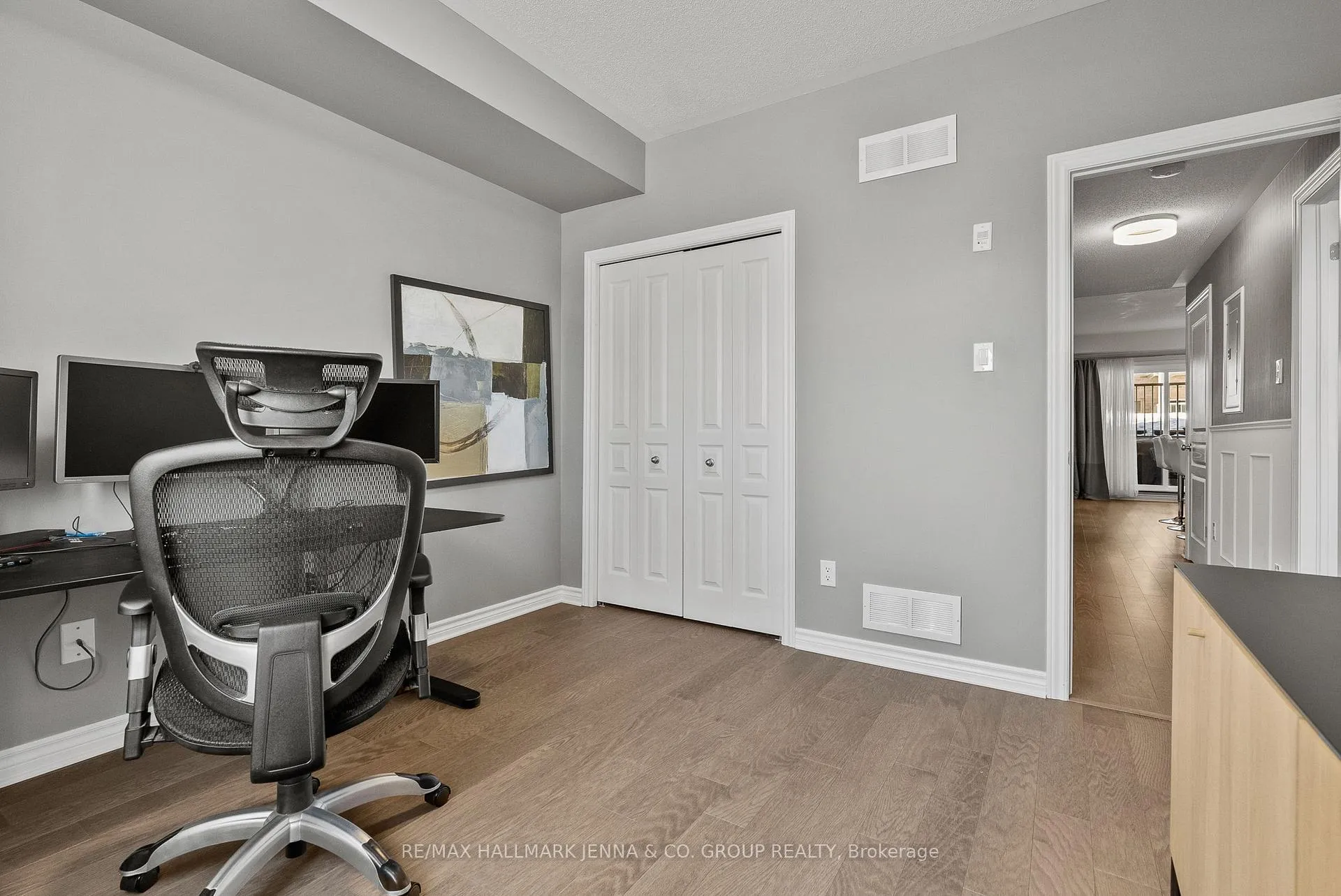 Photo 25 of Unit B, 1065 Beryl Private, Ottawa, Riverside South/Gloucester Glen — HOMEH