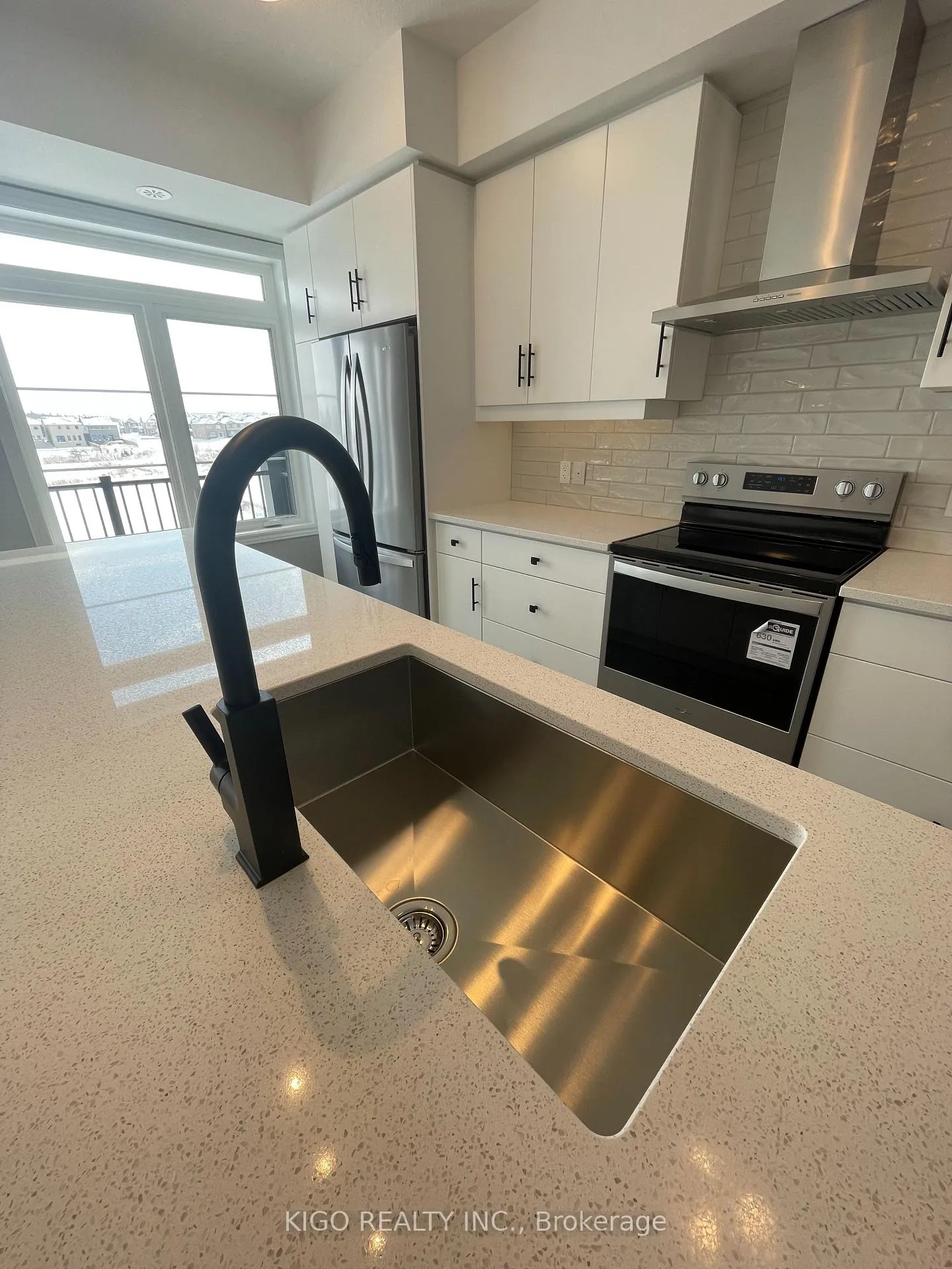 Photo 6 of 102 Lomond Lane, Kitchener — HOMEH