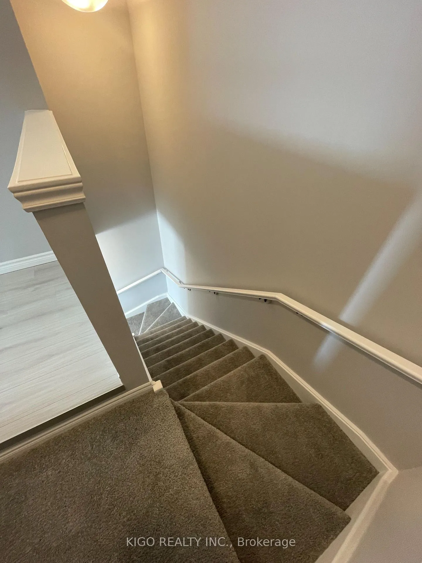 Photo 9 of 102 Lomond Lane, Kitchener — HOMEH