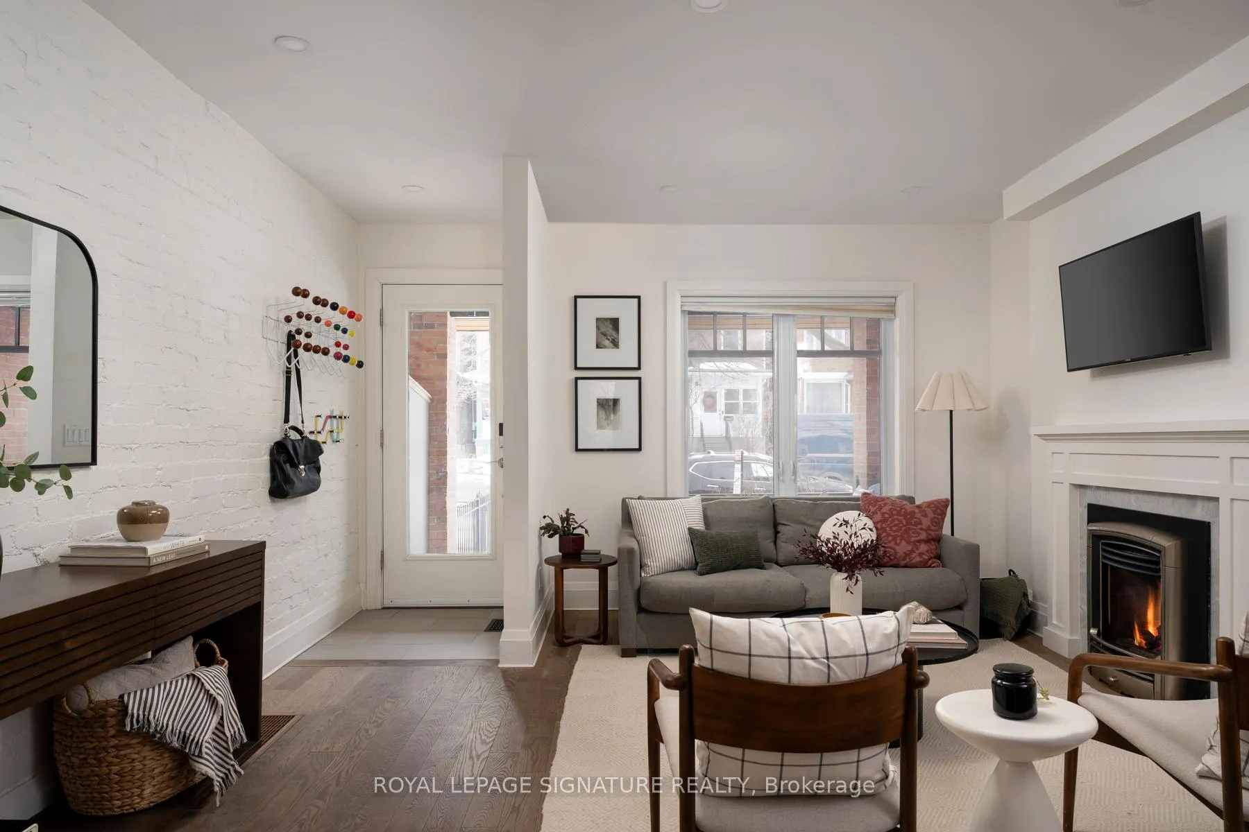 Photo 4 of 119 Alton Avenue, Toronto, South Riverdale — HOMEH