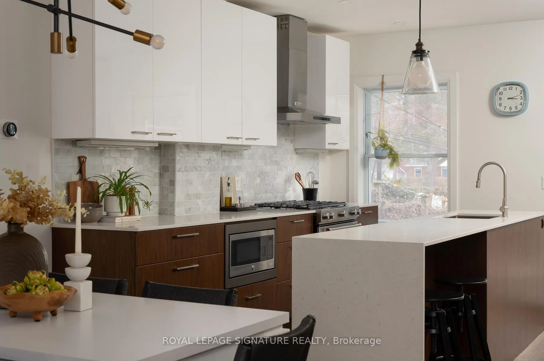 Photo 13 of 119 Alton Avenue, Toronto, South Riverdale — HOMEH