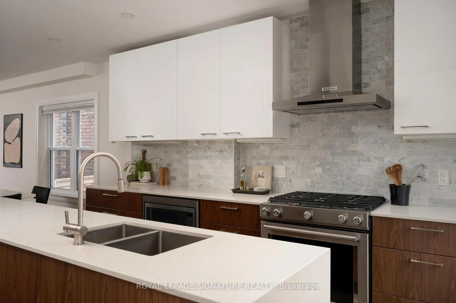 Photo 17 of 119 Alton Avenue, Toronto, South Riverdale — HOMEH