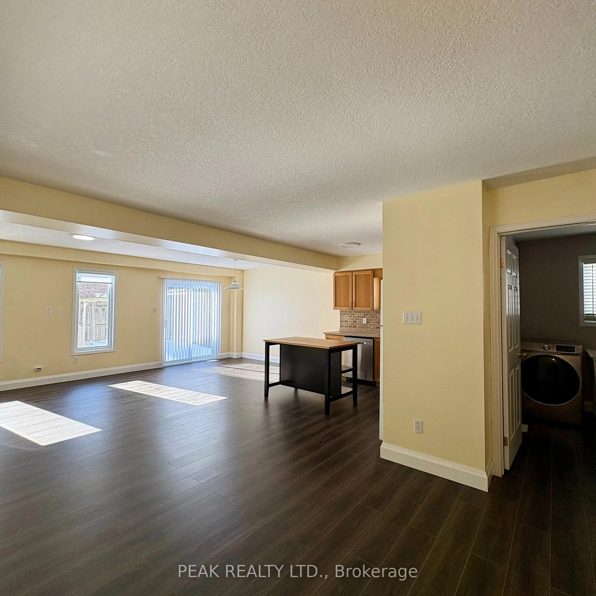 Photo 9 of 629 Violet Street, Waterloo — HOMEH