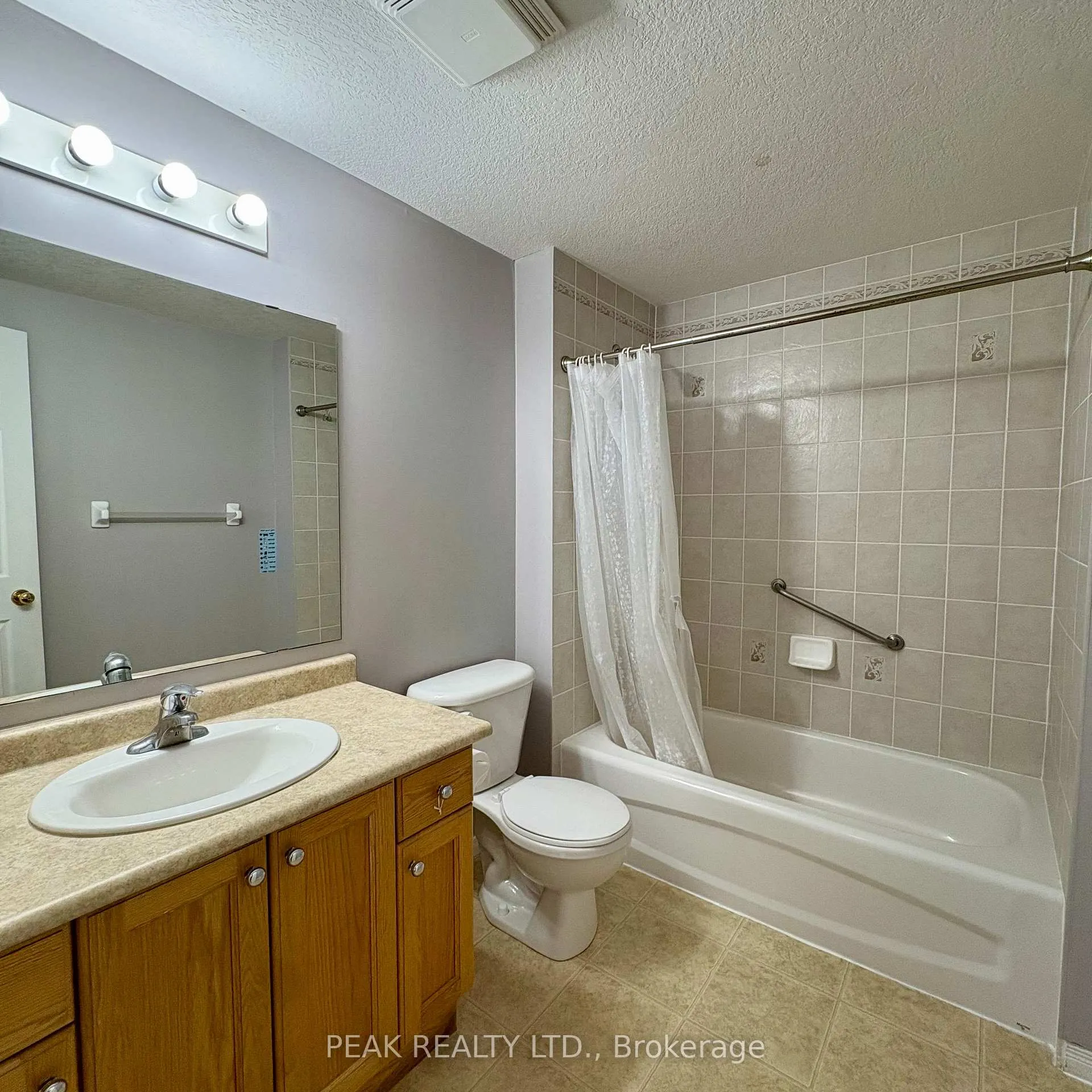Photo 28 of 629 Violet Street, Waterloo — HOMEH
