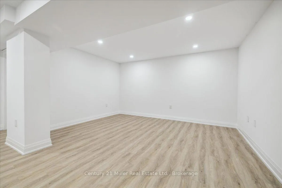 Photo 3 of Unit Basement, 91 Oneida Boulevard, Hamilton, Ancaster — HOMEH