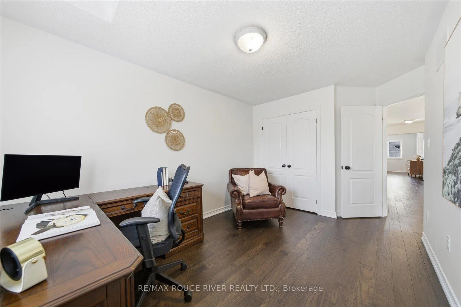 Photo 34 of 1954 Riverton Street, Oshawa, Taunton — HOMEH
