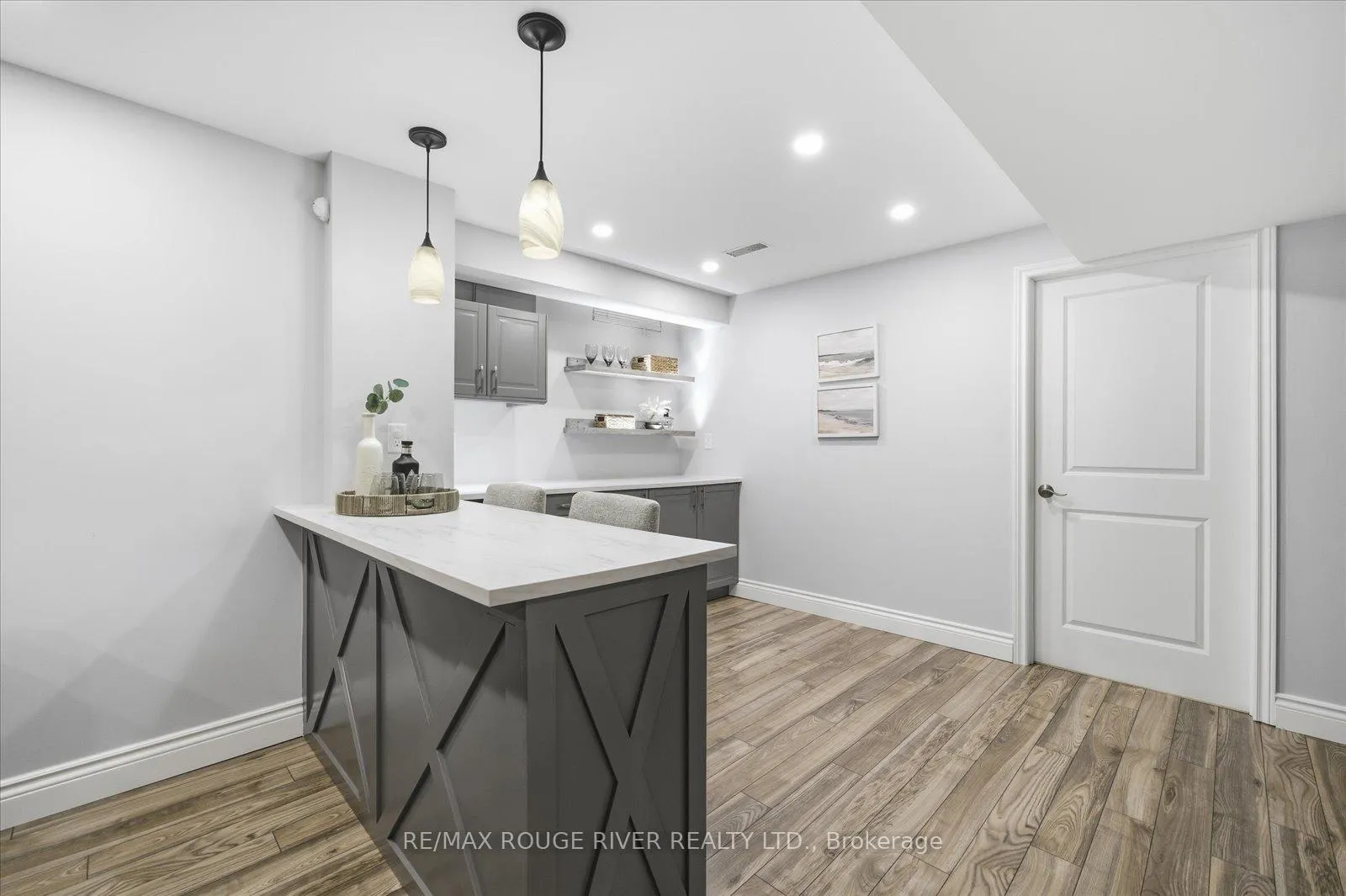 Photo 41 of 1954 Riverton Street, Oshawa, Taunton — HOMEH