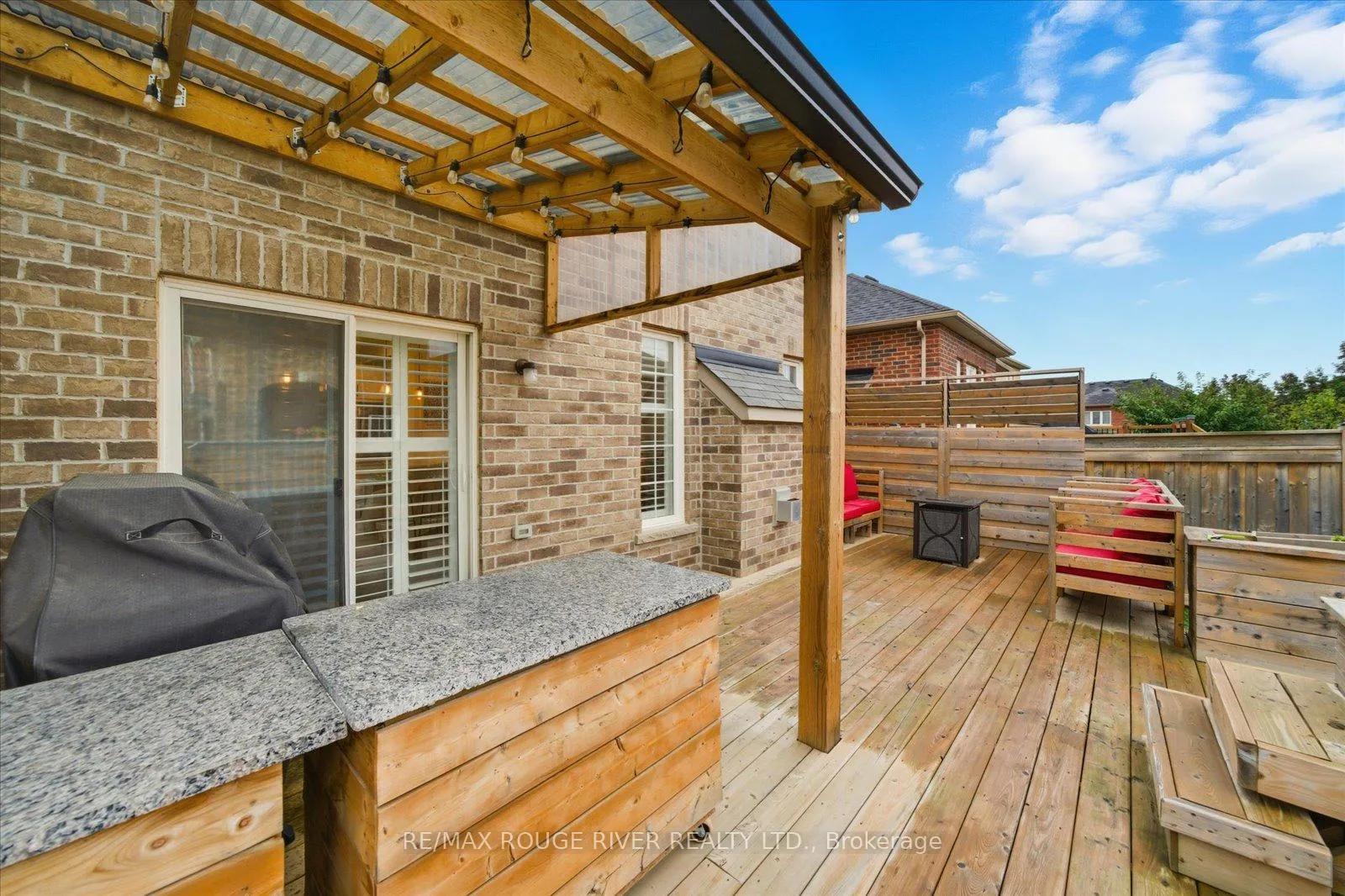 Photo 47 of 1954 Riverton Street, Oshawa, Taunton — HOMEH