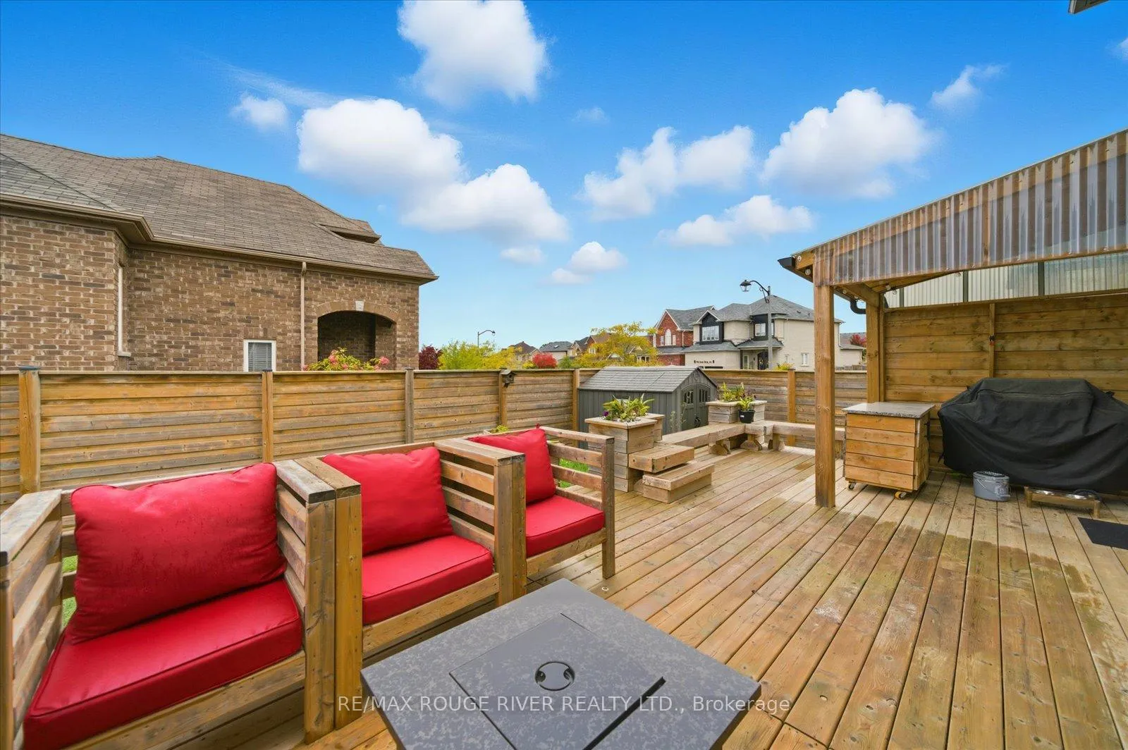 Photo 48 of 1954 Riverton Street, Oshawa, Taunton — HOMEH