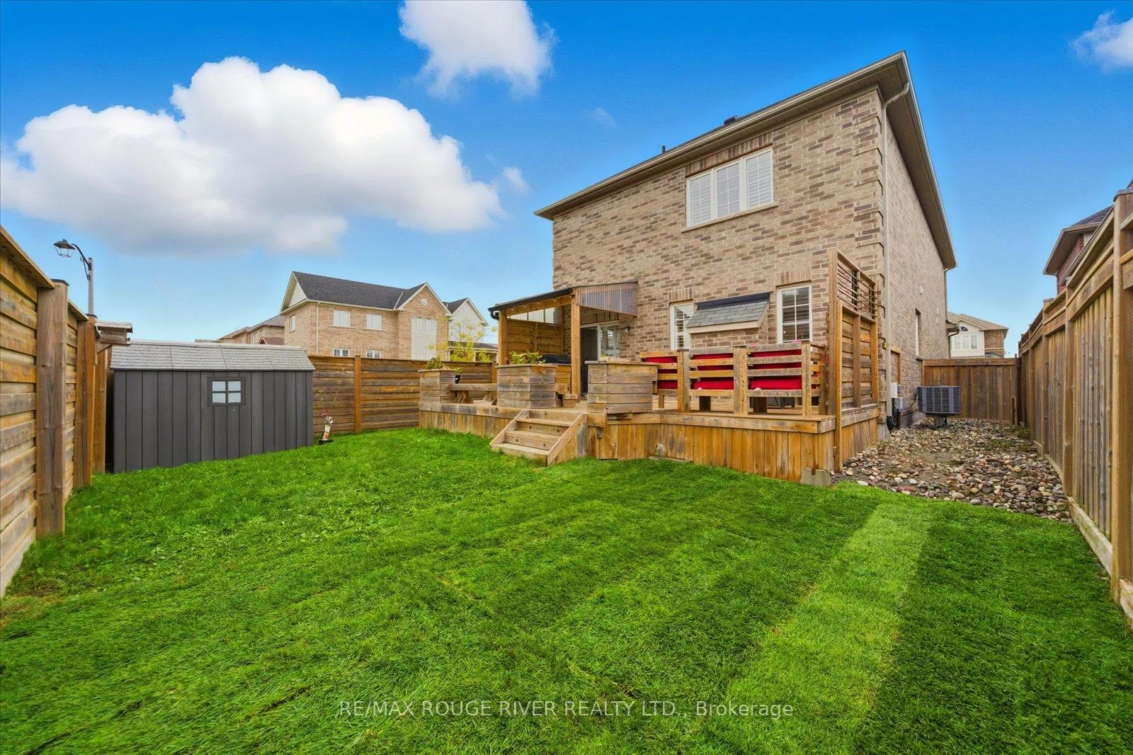 Photo 49 of 1954 Riverton Street, Oshawa, Taunton — HOMEH