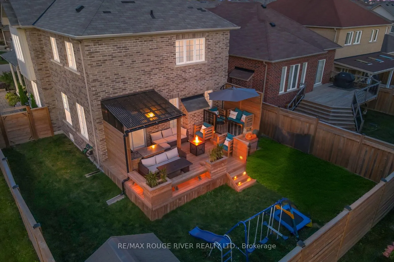 Photo 50 of 1954 Riverton Street, Oshawa, Taunton — HOMEH