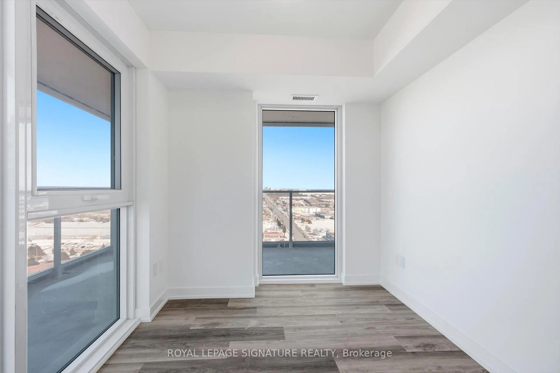 Photo 17 of Unit 2302, 1010 Sandy Beach Road, Pickering, Bay Ridges — HOMEH