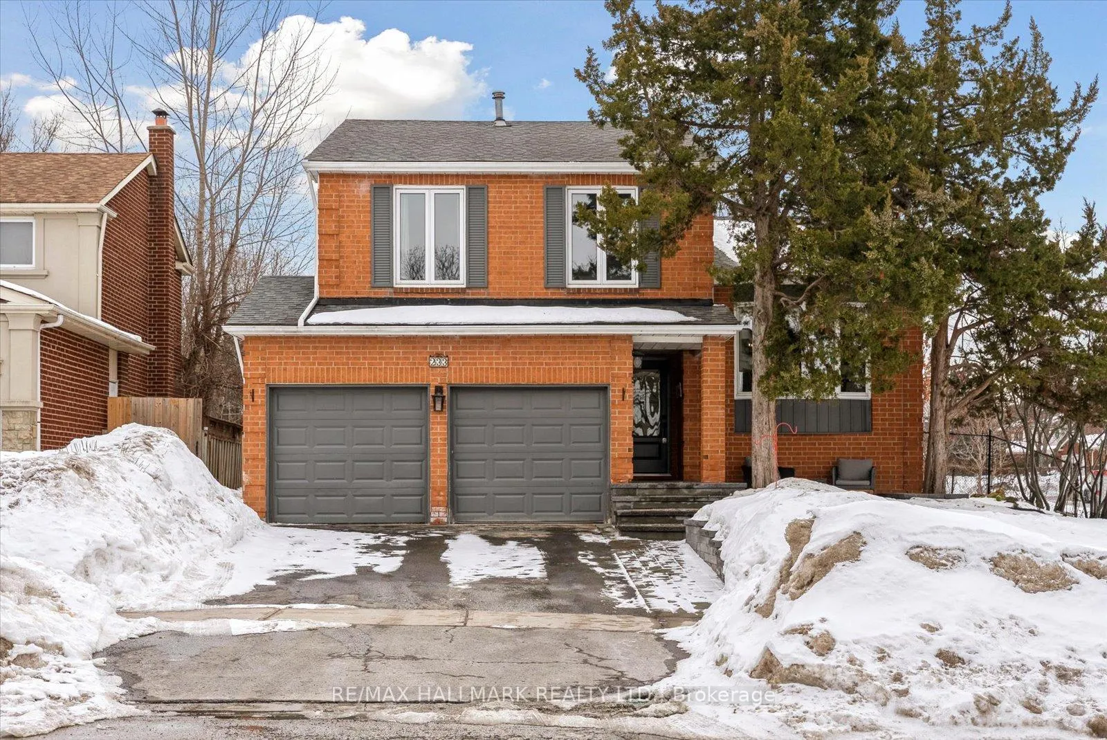 Photo 1 of 233 Fincham Avenue, Markham, Markham Village — HOMEH