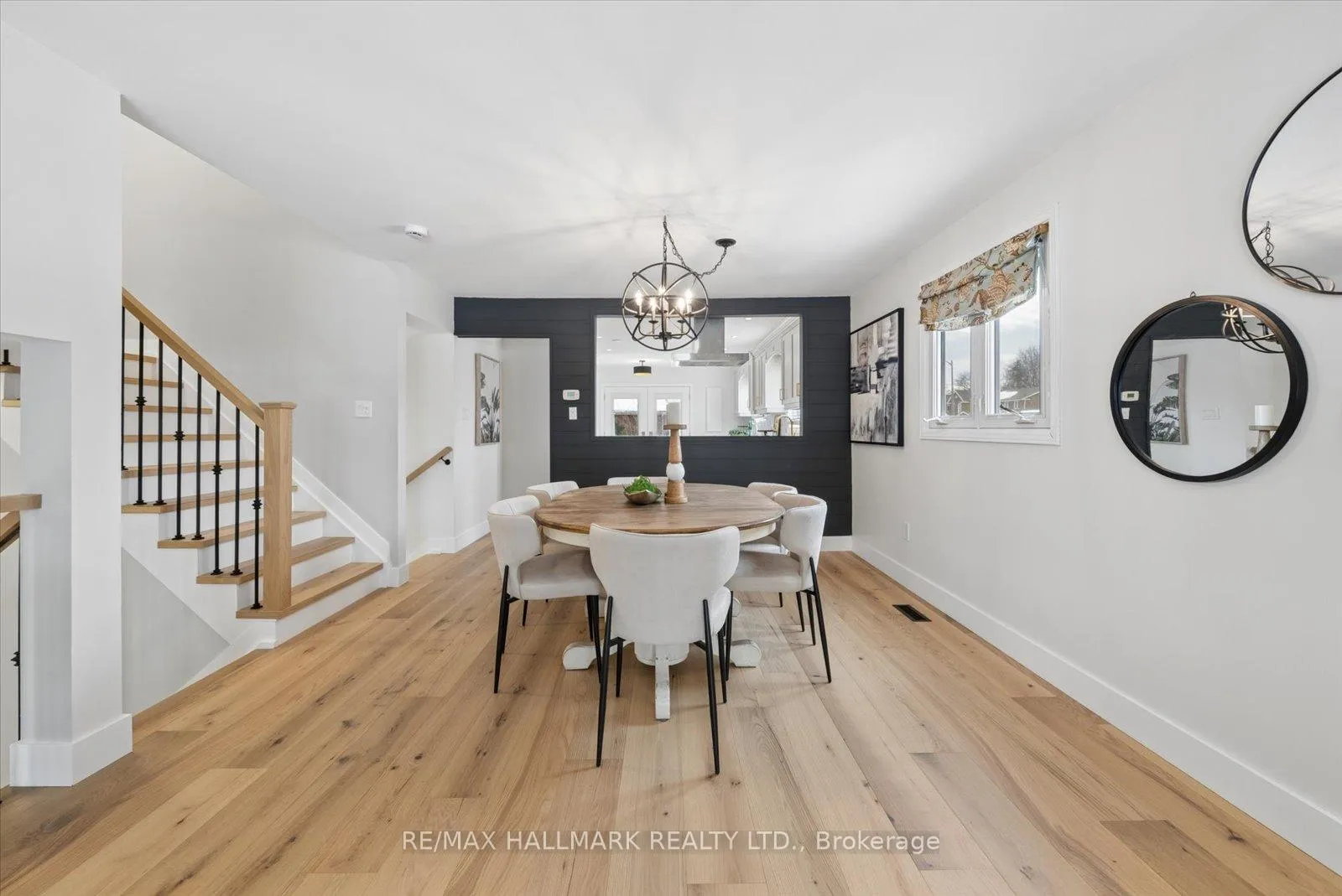 Photo 9 of 233 Fincham Avenue, Markham, Markham Village — HOMEH