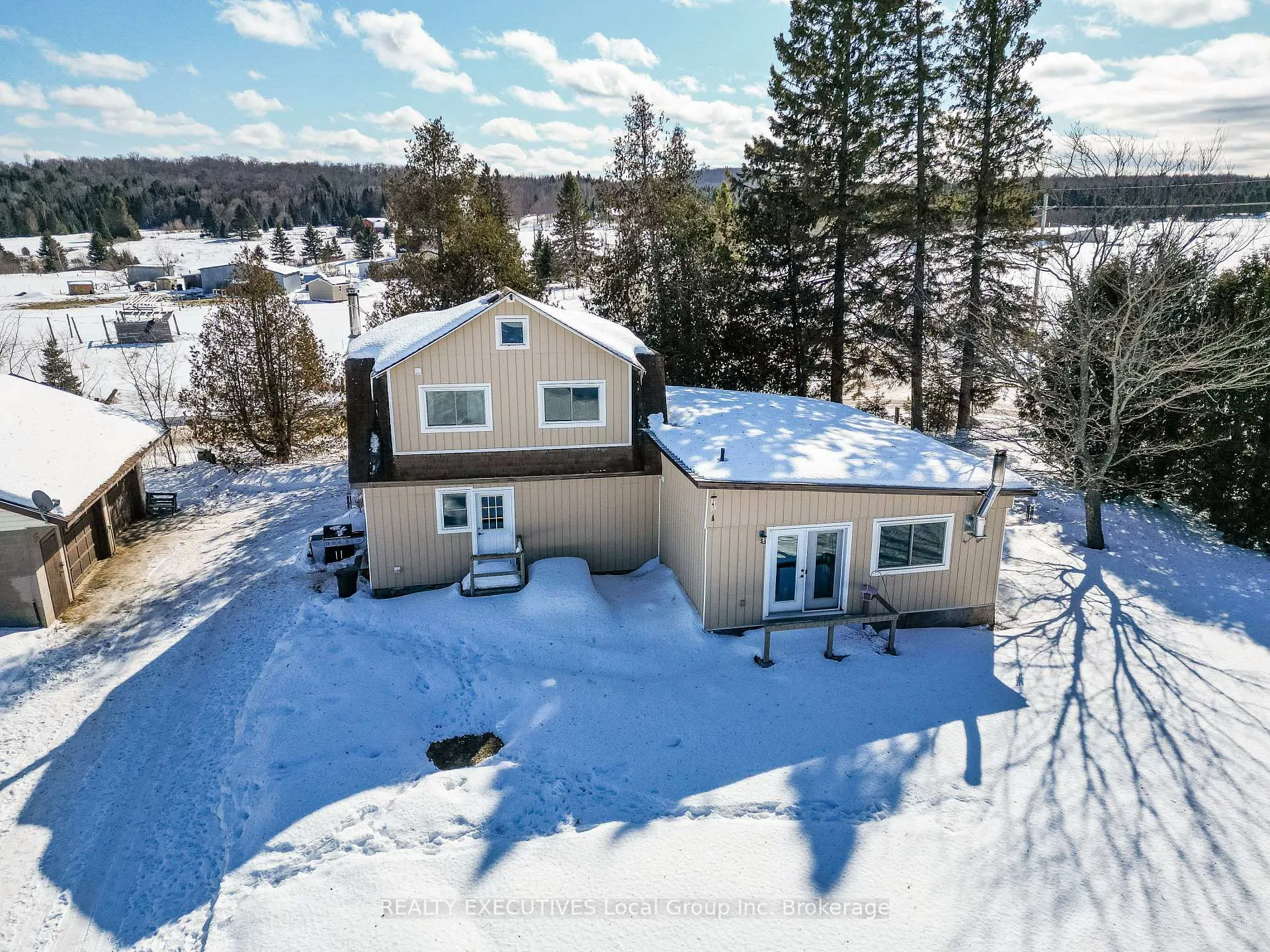 Photo 5 of 512 Mount Pleasant Road, Calvin — HOMEH