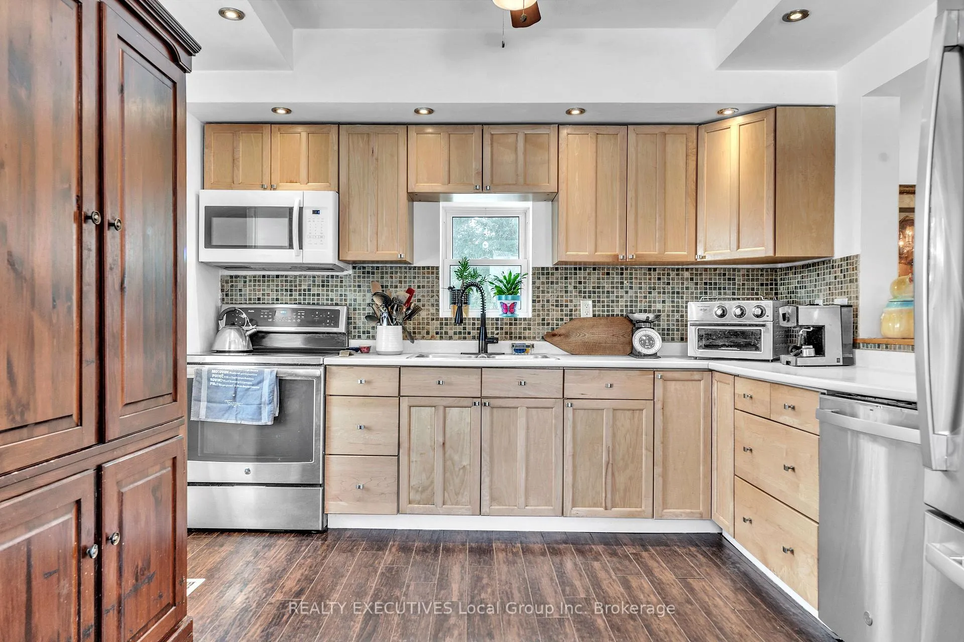 Photo 31 of 512 Mount Pleasant Road, Calvin — HOMEH