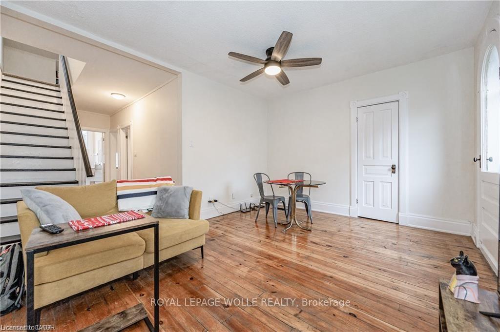 Photo 5 of Unit UPPER, 17 Hilda Place, Kitchener — HOMEH