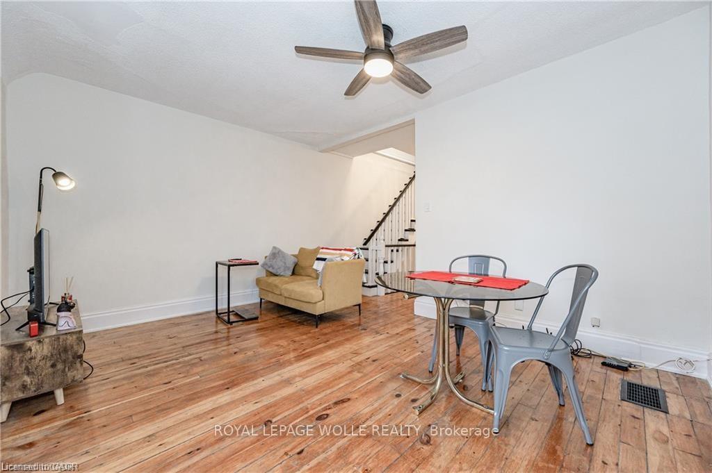 Photo 6 of Unit UPPER, 17 Hilda Place, Kitchener — HOMEH