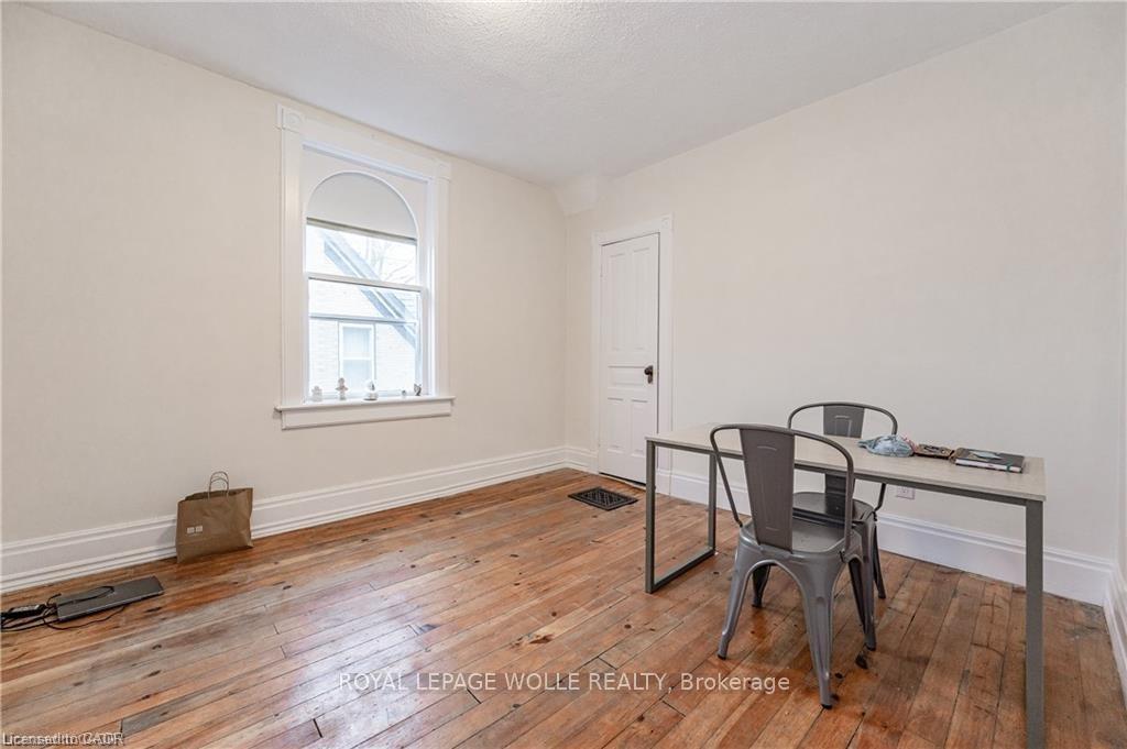 Photo 11 of Unit UPPER, 17 Hilda Place, Kitchener — HOMEH