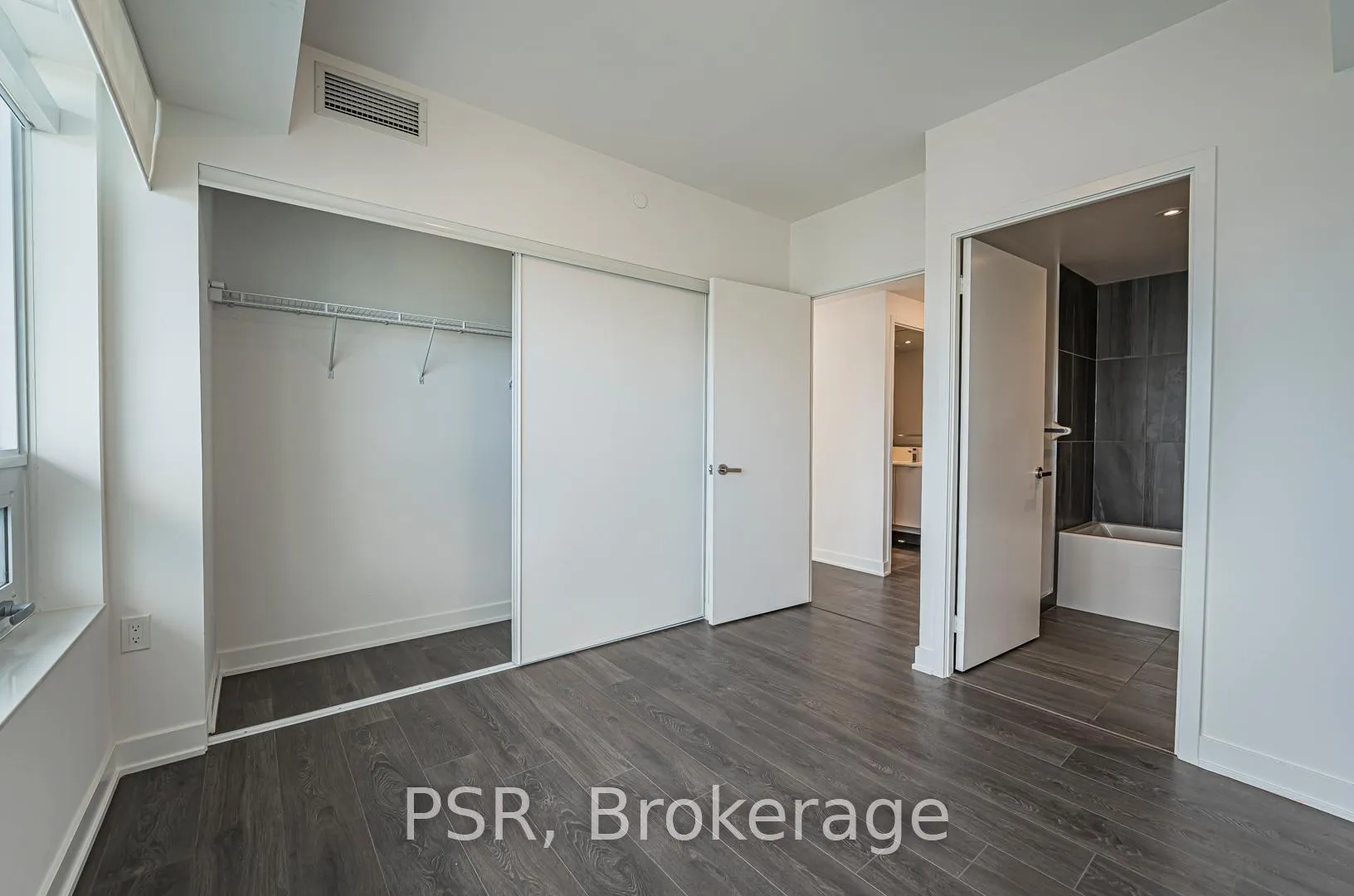 Photo 6 of Unit 3610, 195 Redpath Avenue, Toronto, Mount Pleasant West — HOMEH