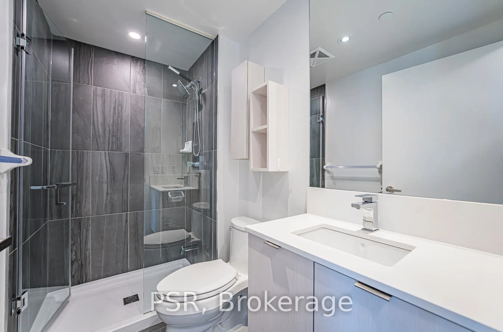 Photo 11 of Unit 3610, 195 Redpath Avenue, Toronto, Mount Pleasant West — HOMEH