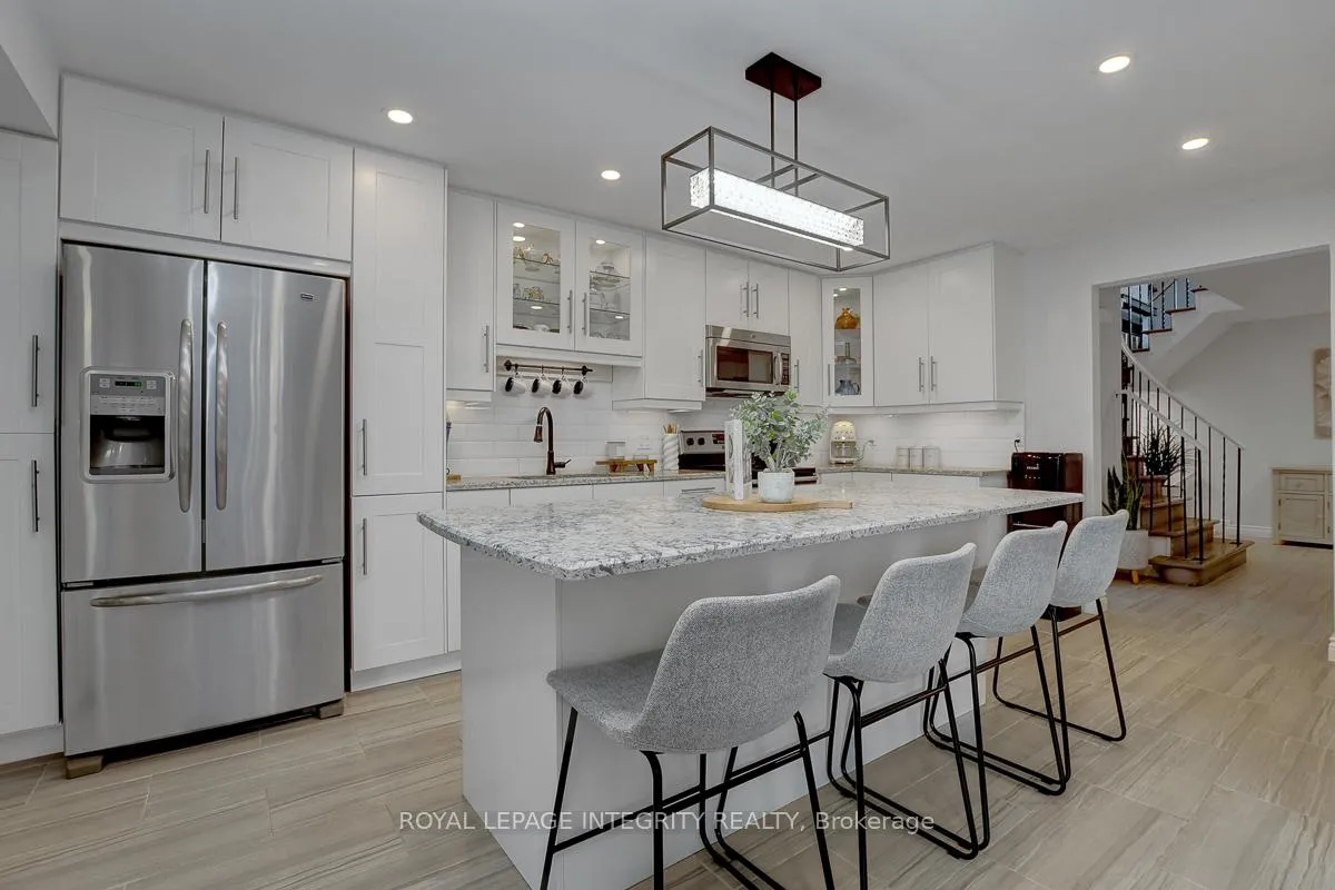 Photo 13 of 3 Palomino Drive, Ottawa, Kanata - Bridlewood — HOMEH