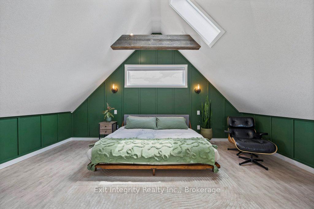 Photo 17 of 47 Gruhn Street, Kitchener — HOMEH
