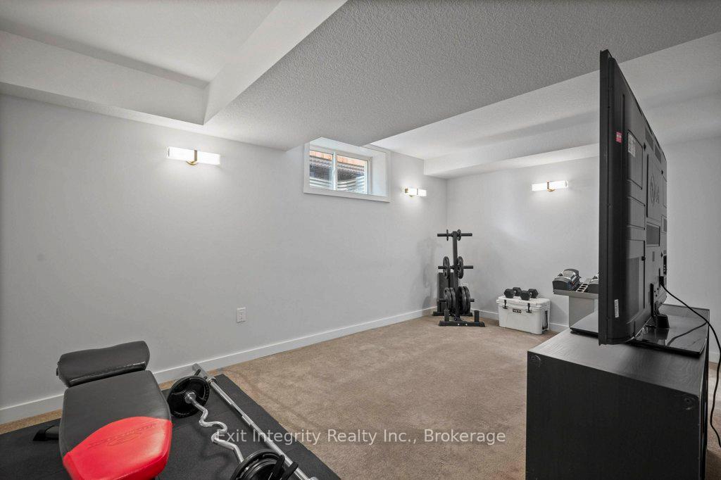 Photo 22 of 47 Gruhn Street, Kitchener — HOMEH