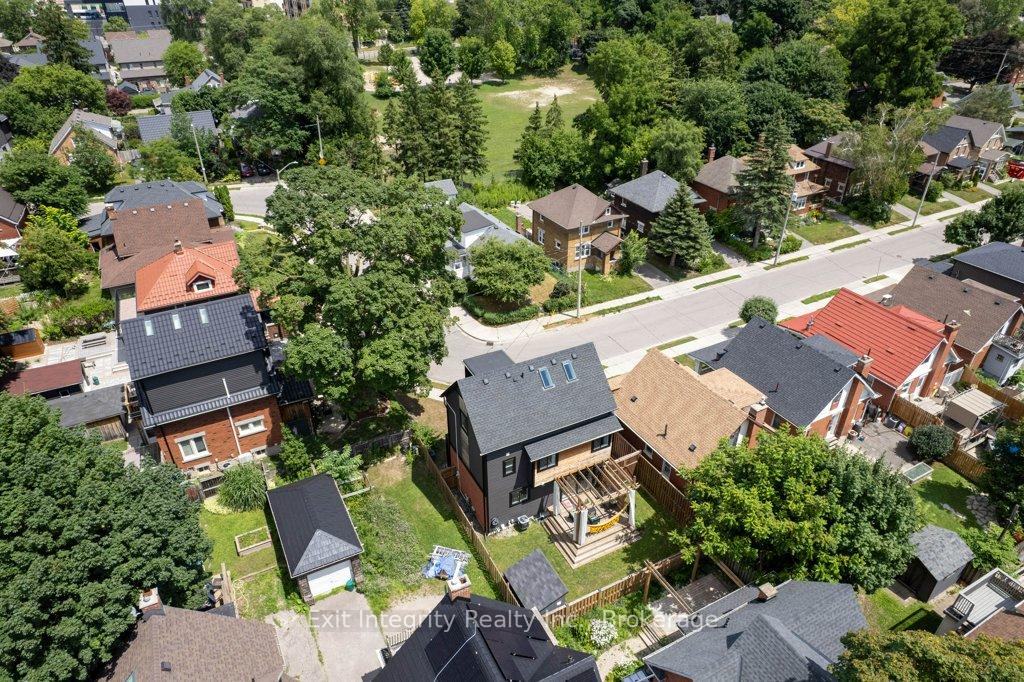 Photo 32 of 47 Gruhn Street, Kitchener — HOMEH