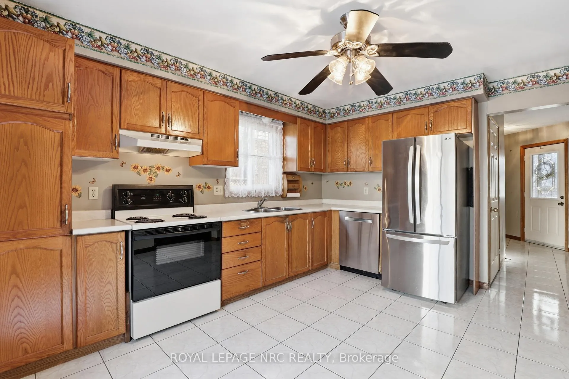 Photo 11 of 107 Butler Drive, Hamilton, Butler — HOMEH
