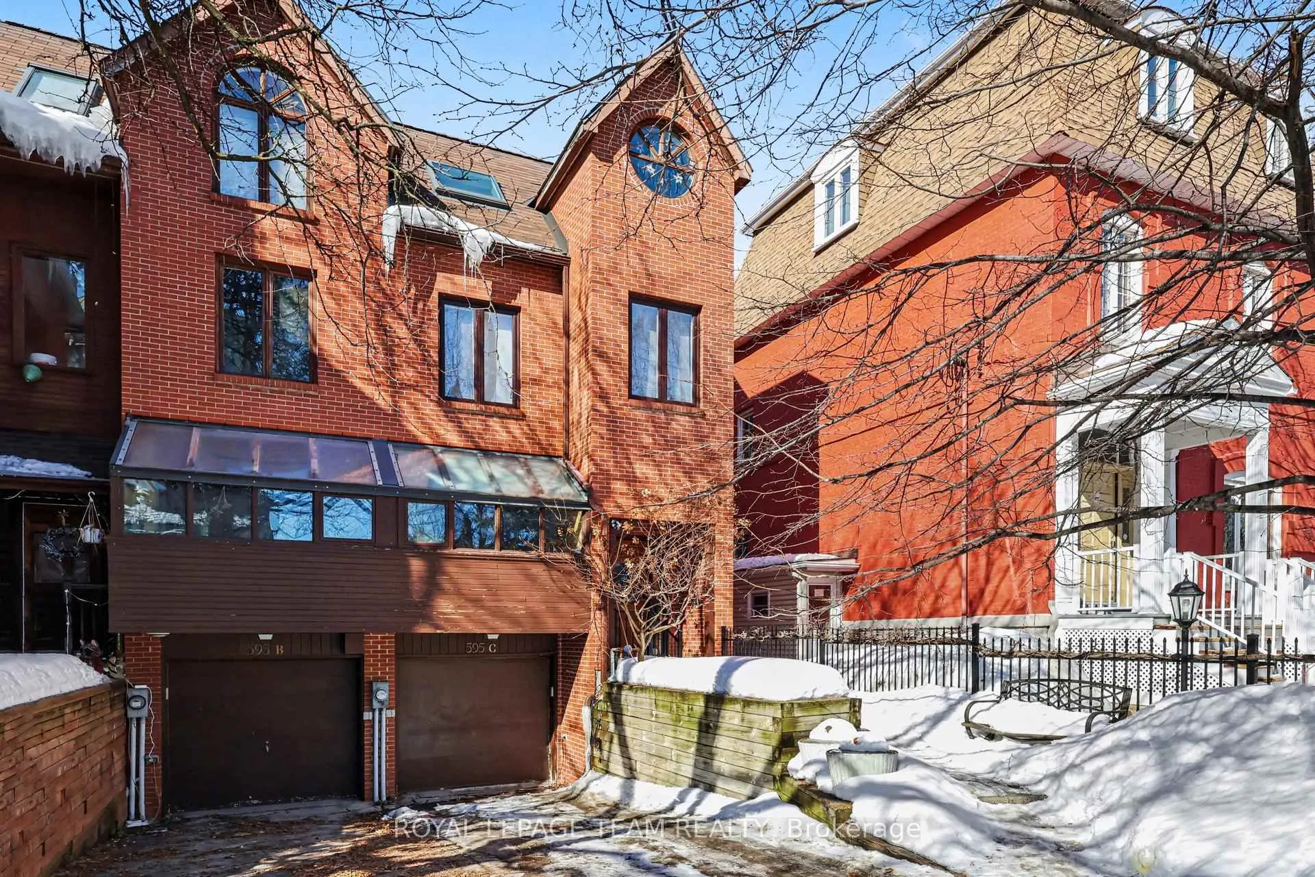 Photo 2 of Unit C, 595 Besserer Street, Ottawa, Sandy Hill — HOMEH