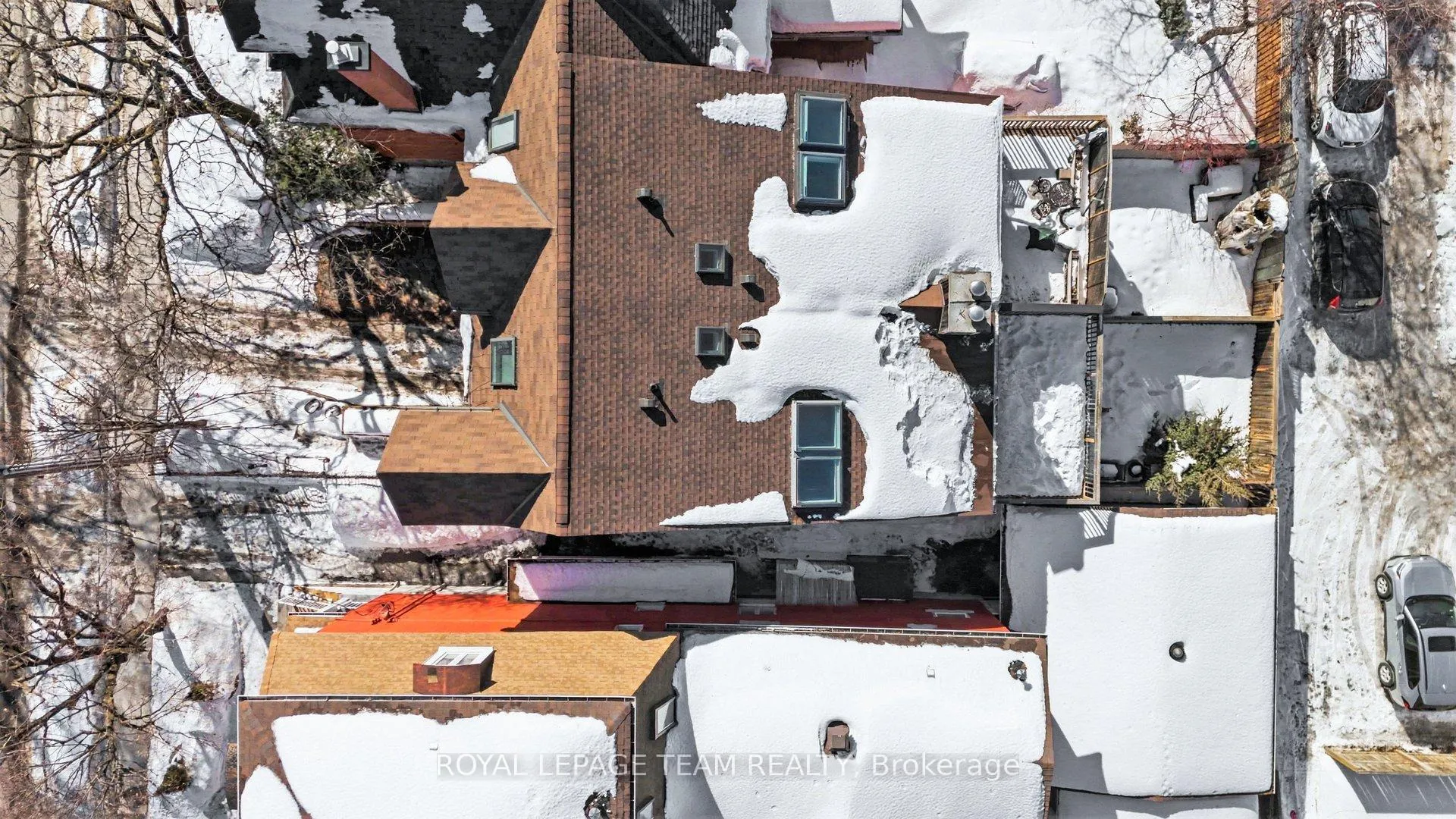 Photo 4 of Unit C, 595 Besserer Street, Ottawa, Sandy Hill — HOMEH