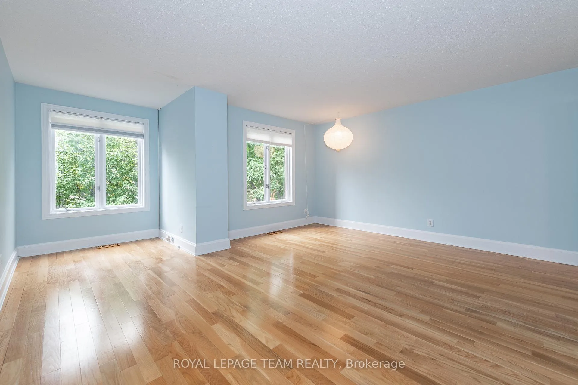 Photo 19 of Unit C, 595 Besserer Street, Ottawa, Sandy Hill — HOMEH