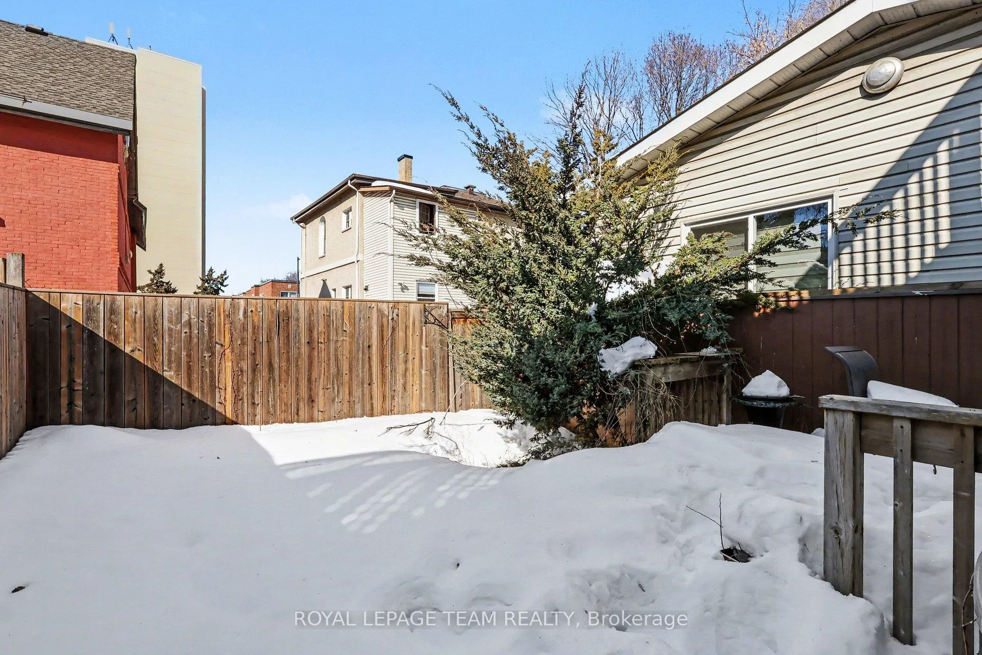Photo 26 of Unit C, 595 Besserer Street, Ottawa, Sandy Hill — HOMEH