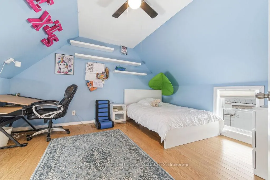 Photo 20 of 408 Moffat Street, Pembroke — HOMEH