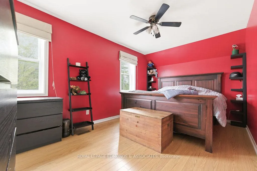Photo 38 of 408 Moffat Street, Pembroke — HOMEH
