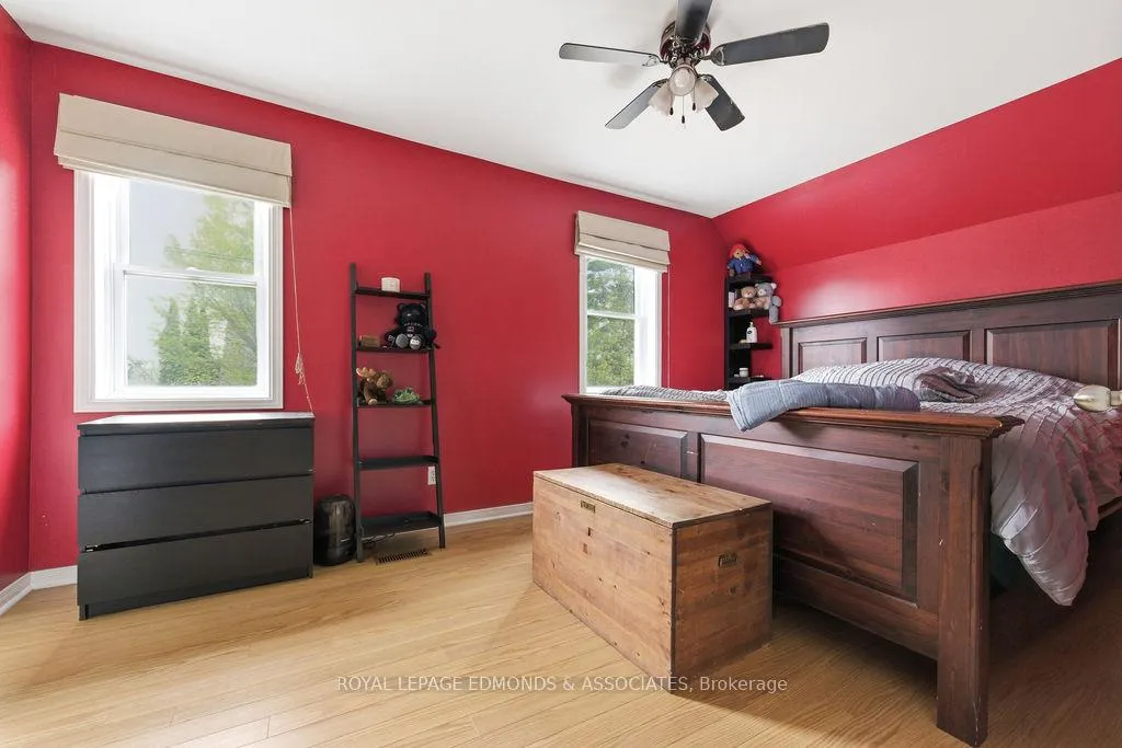 Photo 39 of 408 Moffat Street, Pembroke — HOMEH
