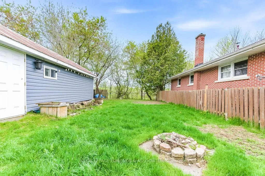 Photo 40 of 408 Moffat Street, Pembroke — HOMEH