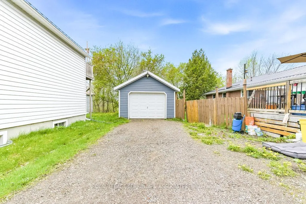 Photo 42 of 408 Moffat Street, Pembroke — HOMEH