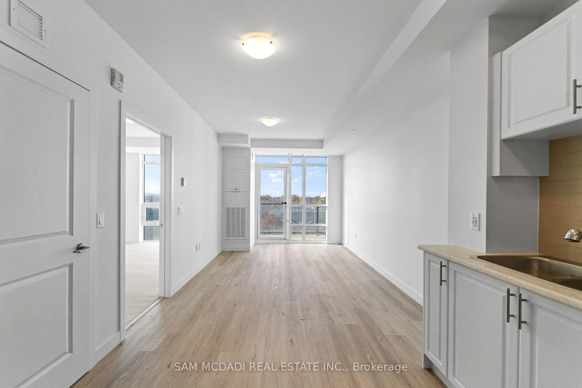 Photo 19 of Unit 505, 461 Green Road, Hamilton, Stoney Creek — HOMEH