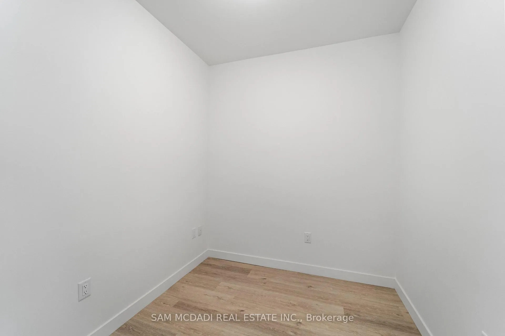 Photo 30 of Unit 505, 461 Green Road, Hamilton, Stoney Creek — HOMEH