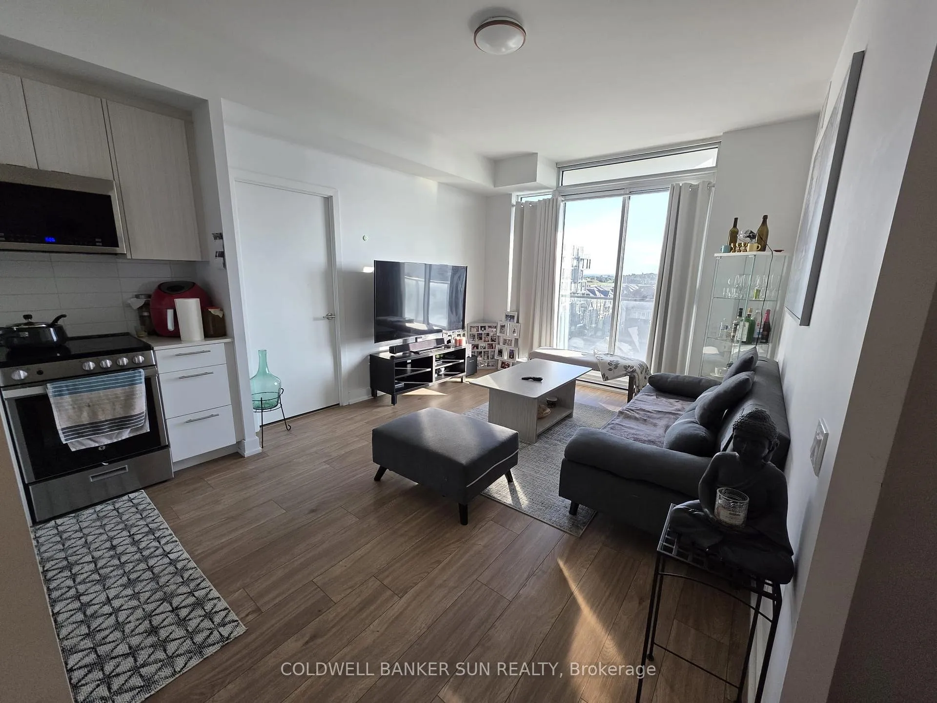 Photo 8 of Unit 601, 215 Veterans Drive, Brampton, Northwest Brampton — HOMEH